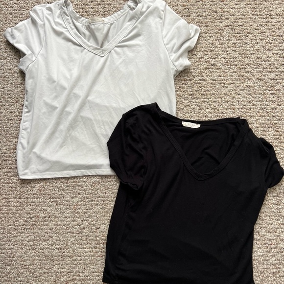 Black and white crop top! - Picture 1 of 3